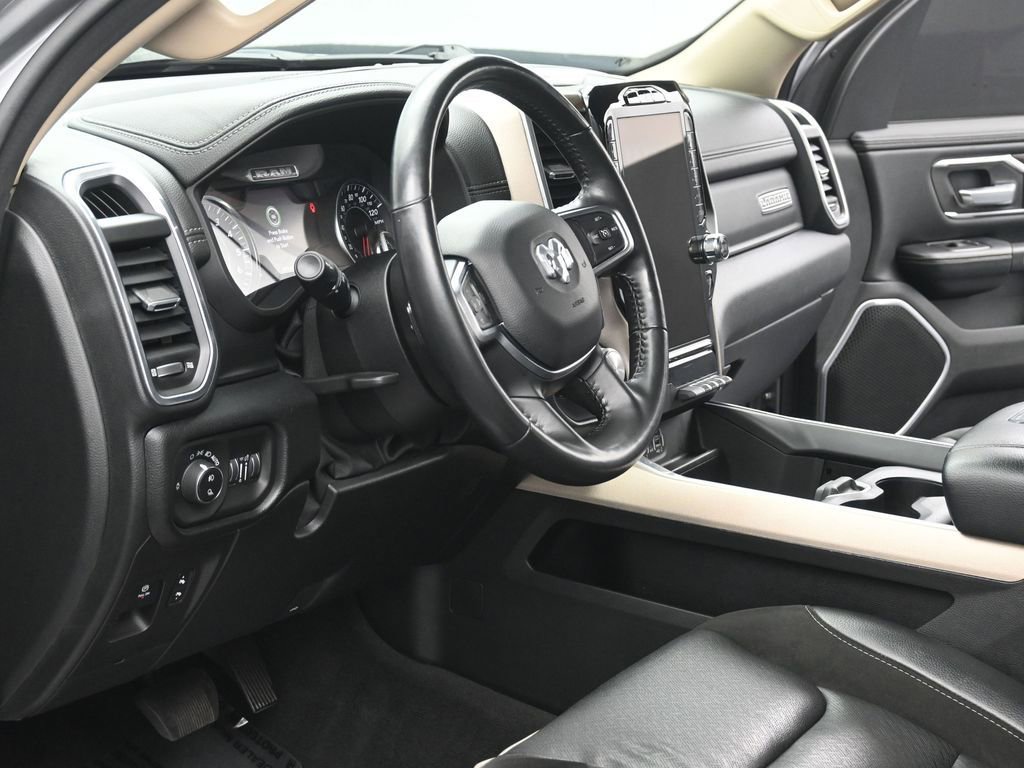 Used 2021 RAM 1500 Laramie image 7
