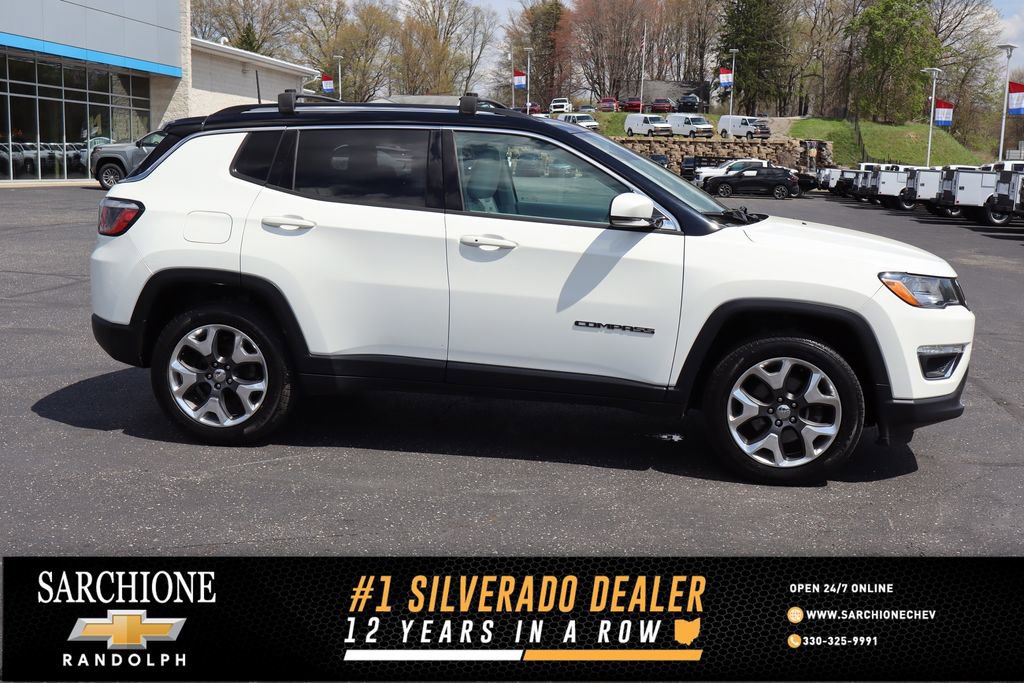 Used 2017 Jeep Compass Limited w/ Navigation Group AWD/4WD image 1