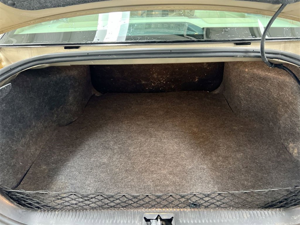 Used 2005 Buick LaCrosse CX image 22