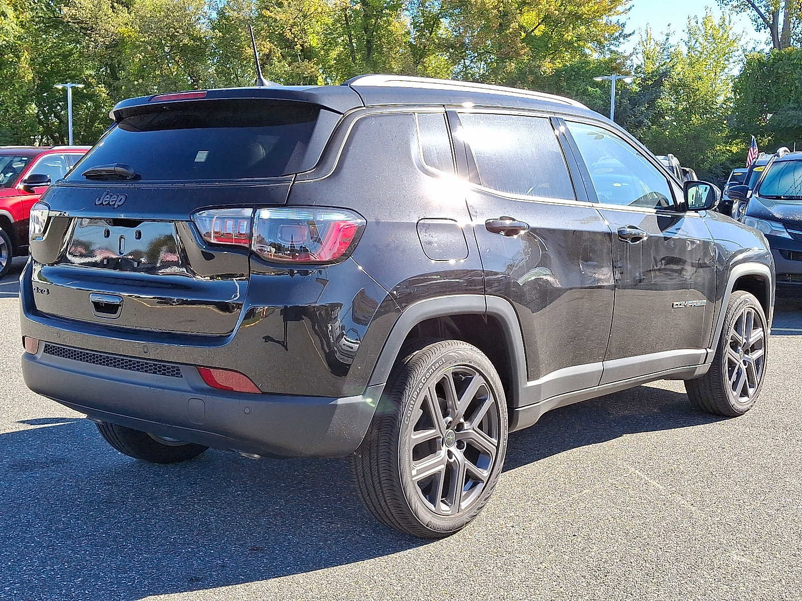 New 2026 Jeep Compass Limited w/ Sun, Sound & Navigation Group image 4