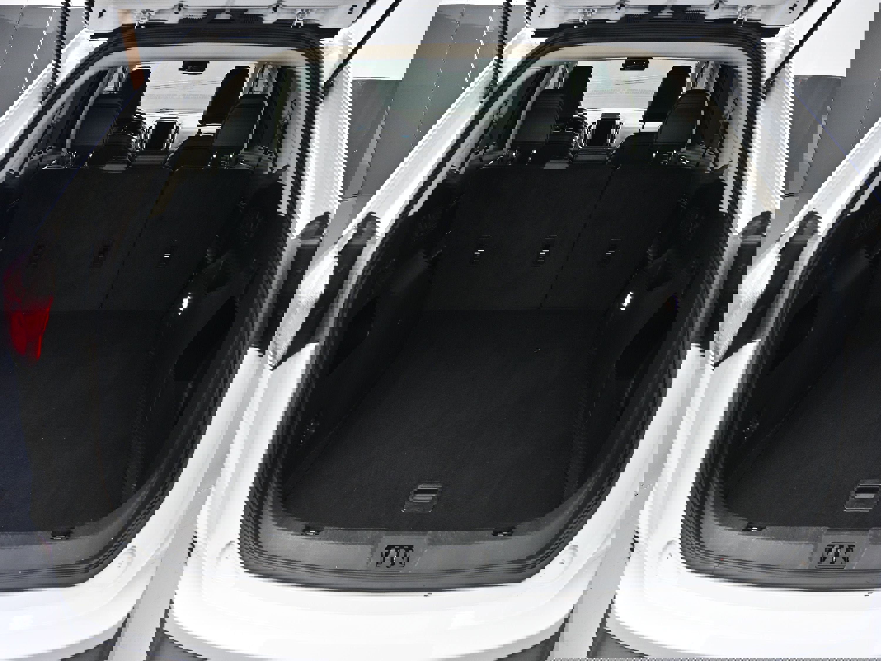 Used 2023 Ford Edge SEL image 24