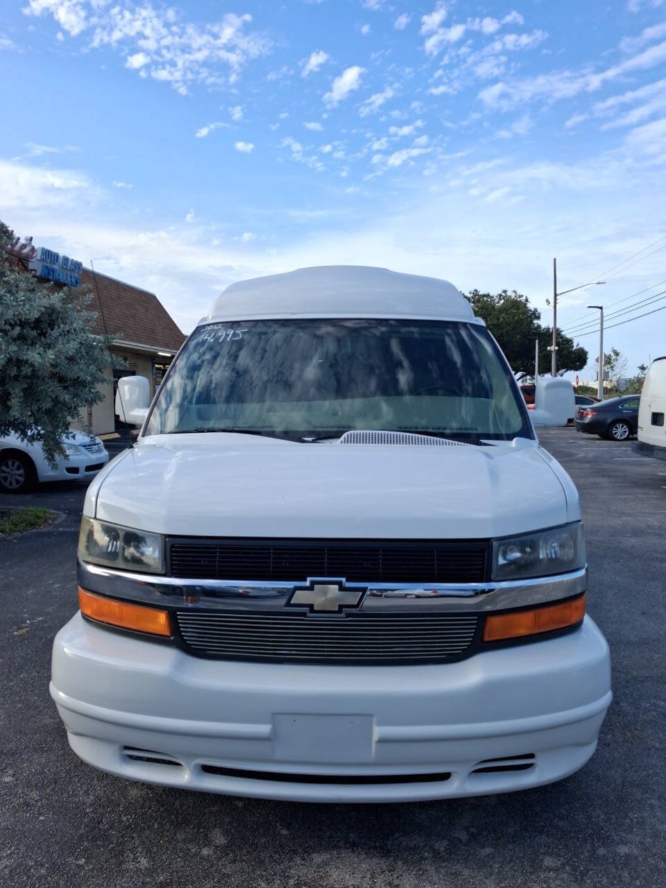 Used 2012 Chevrolet Express 1500 RWD image 3