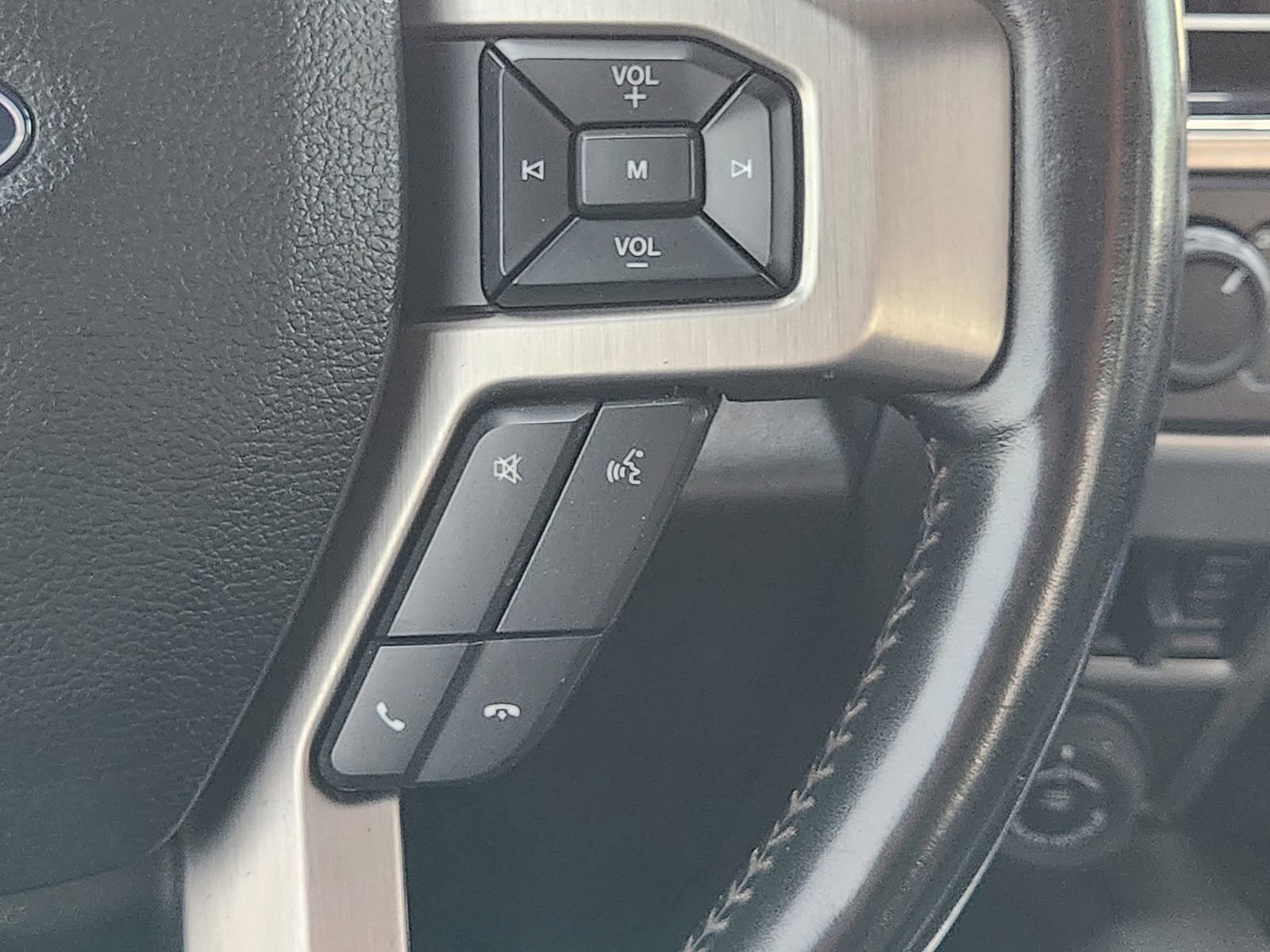Used 2020 Ford F450 Platinum w/ FX4 Off-Road Package AWD/4WD image 31