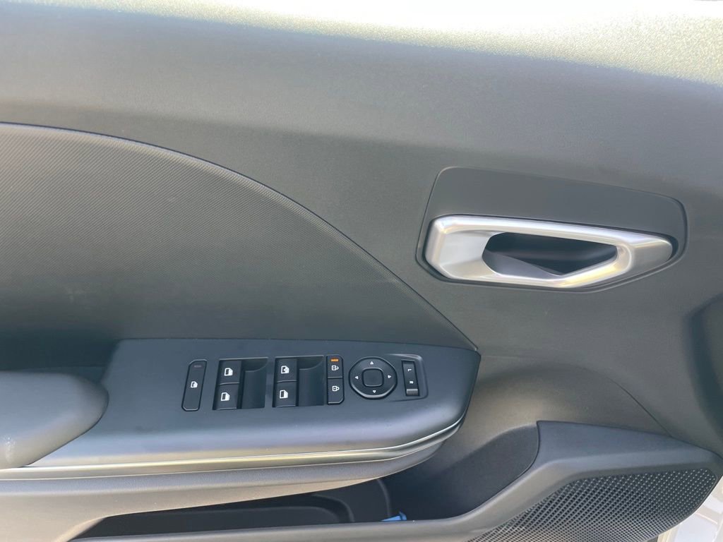 New 2026 Kia K4 LXS image 6