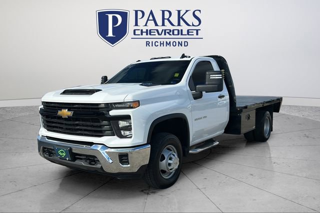 Used 2024 Chevrolet Silverado 3500 W/T w/ WT Convenience Package image 3