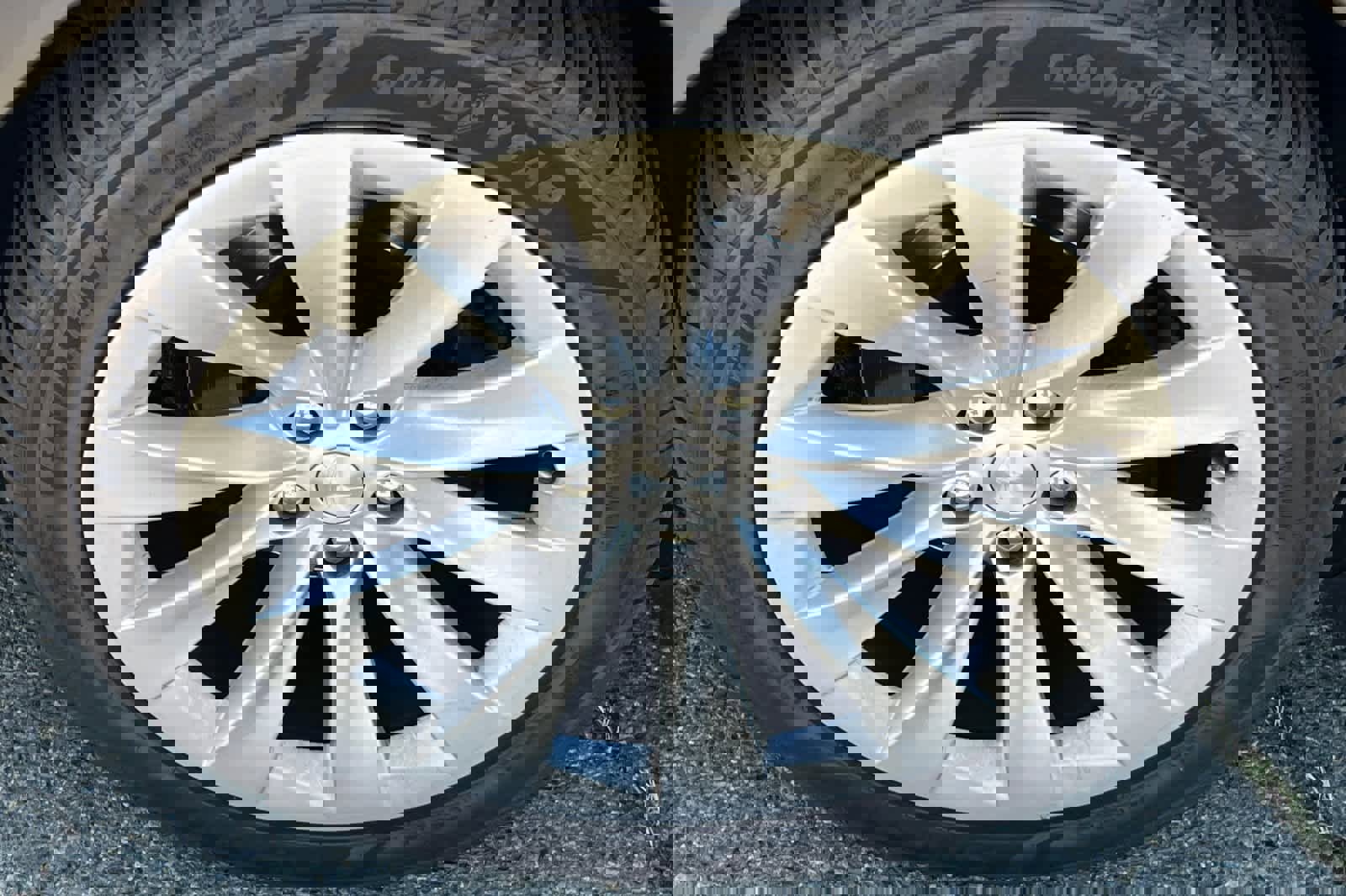 Used 2017 Tesla Model X 75D image 10