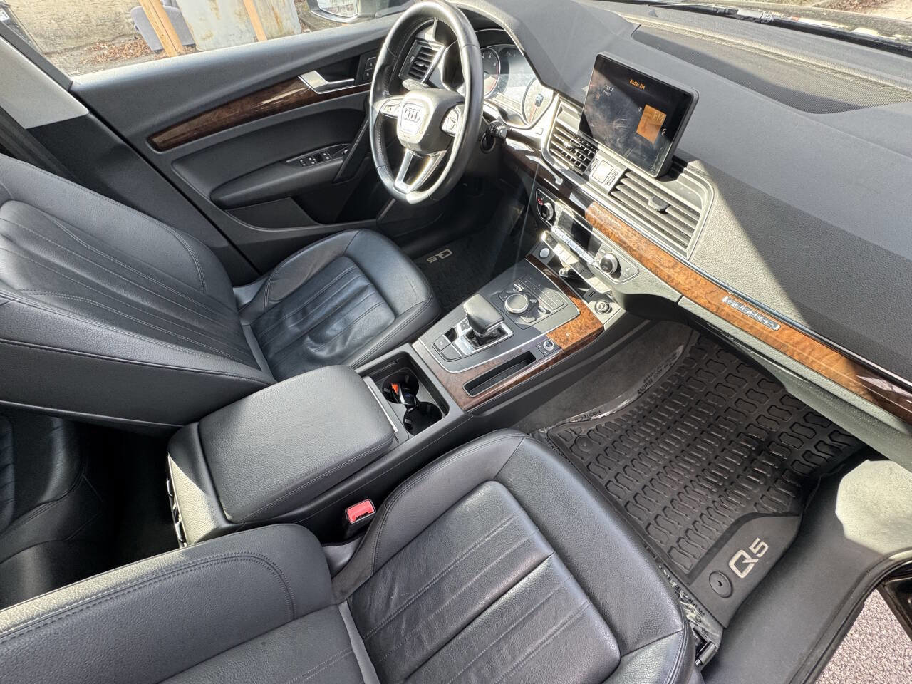 Used 2020 Audi Q5 2.0T Premium w/ Convenience Package image 25