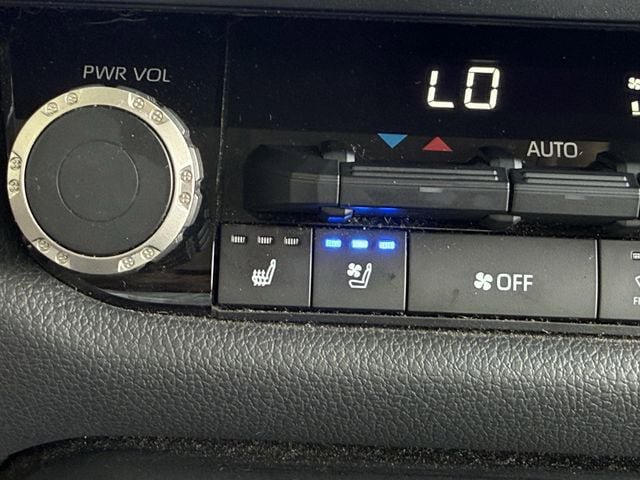 Used 2022 Toyota Tundra TRD Pro AWD/4WD image 22