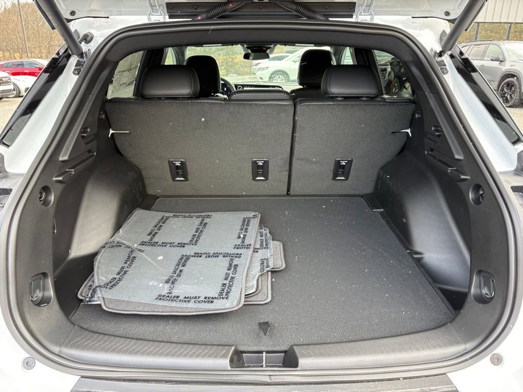 New 2026 Chevrolet Equinox EV LT image 13