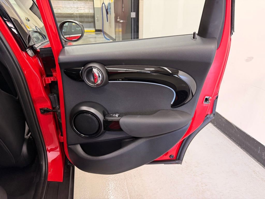 Certified 2023 MINI Cooper S image 25