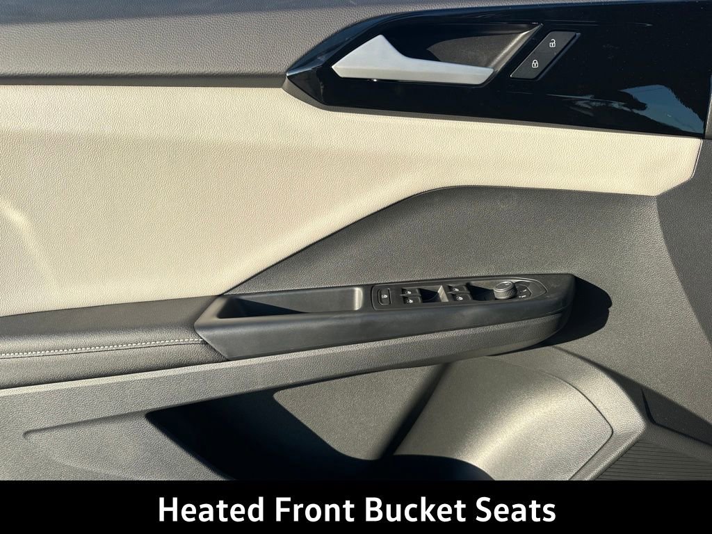 New 2026 Volkswagen Taos S image 10