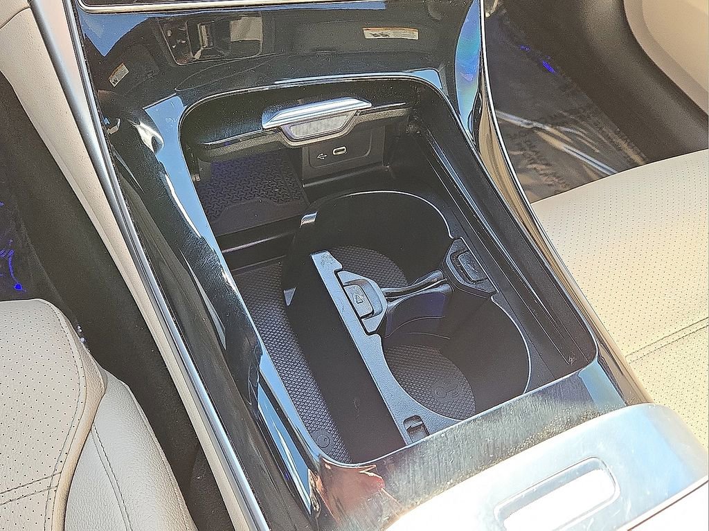 Used 2024 Mercedes-Benz C 300 Sedan image 29