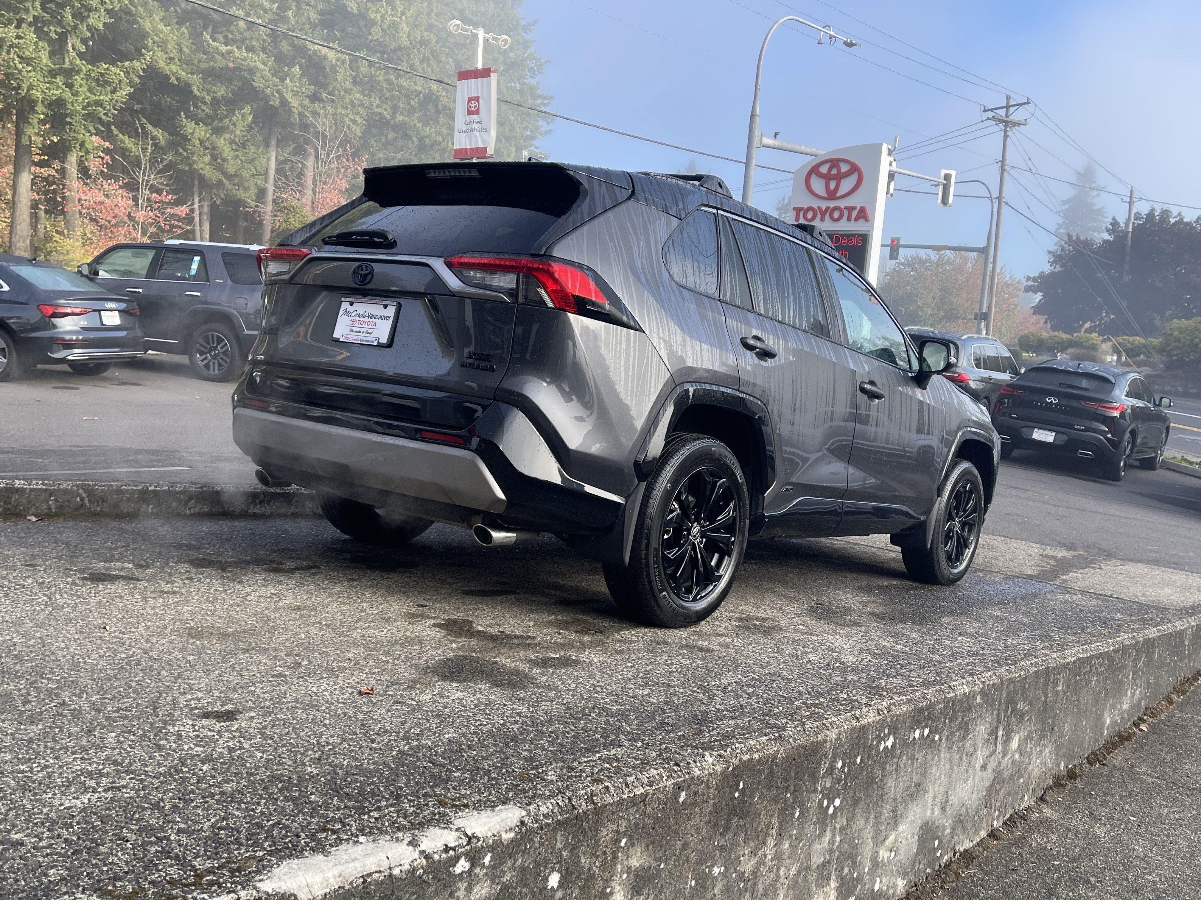 Certified 2024 Toyota RAV4 XSE w/ Advanced Technology Package AWD/4WD image 8