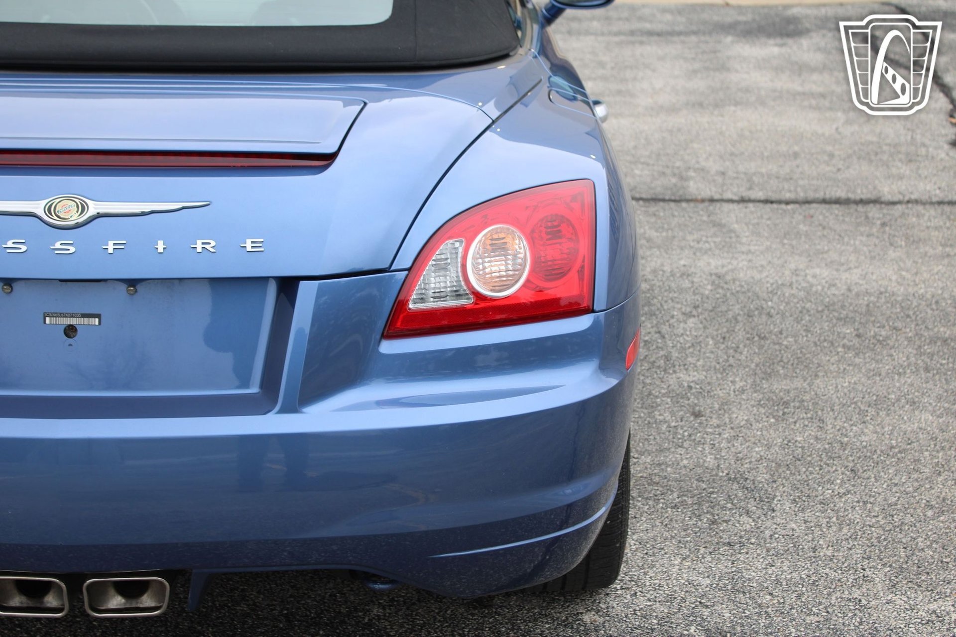 Used 2007 Chrysler Crossfire Limited image 38