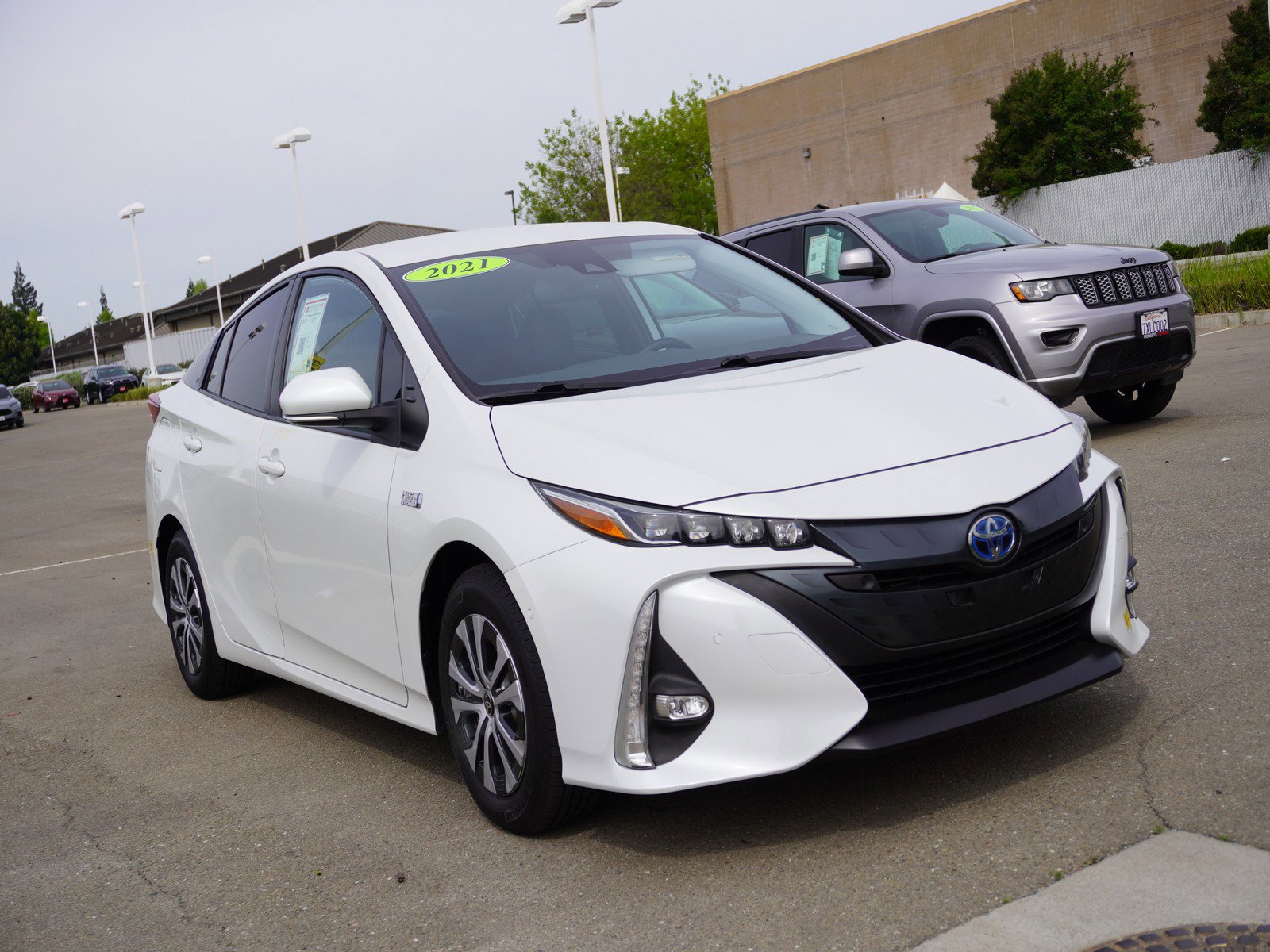 Used 2021 Toyota Prius Prime Limited w/ Carpet Mat Package (TMS) image 1