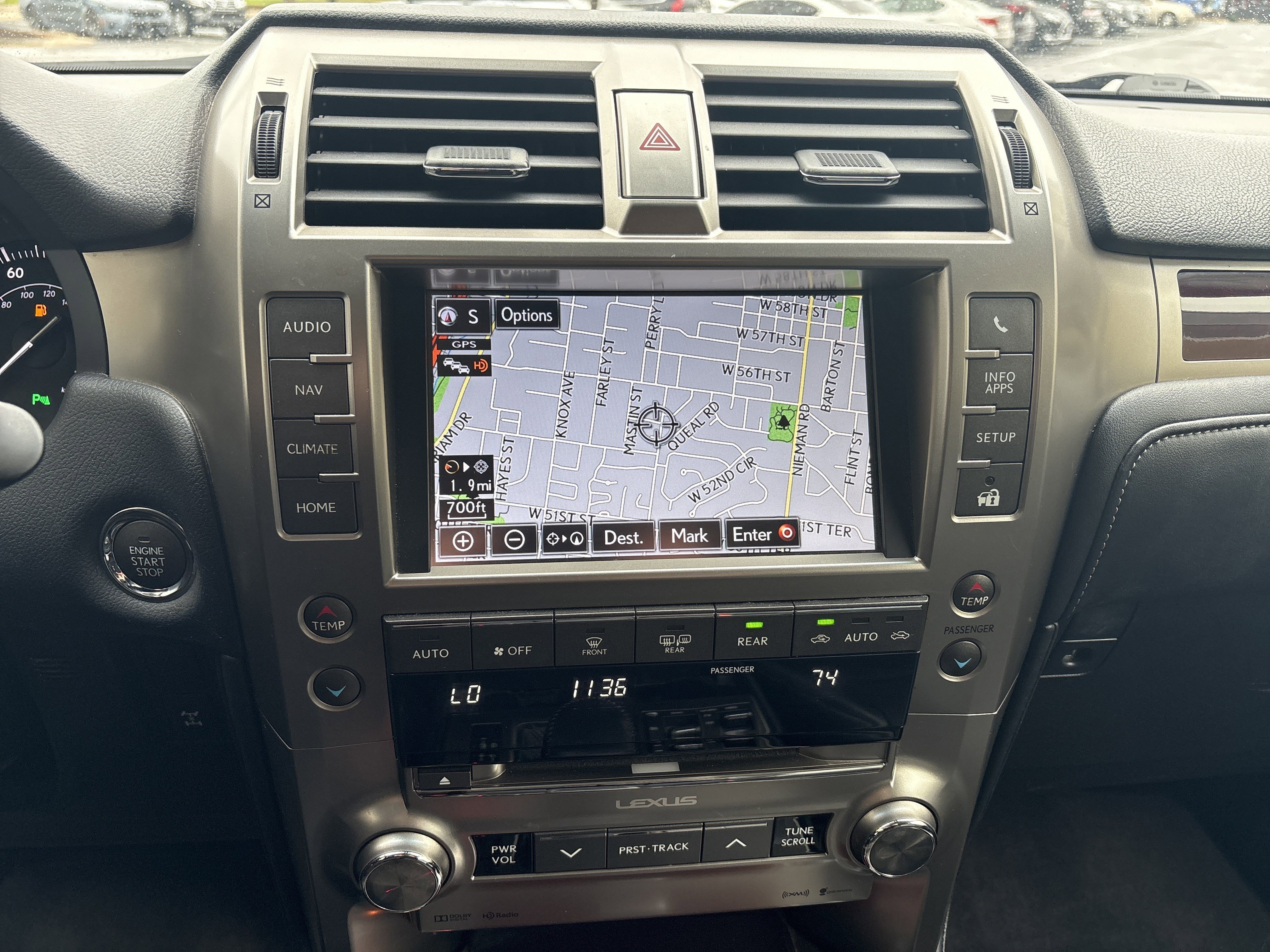 Used 2016 Lexus GX 460 w/ Premium Package AWD/4WD image 24