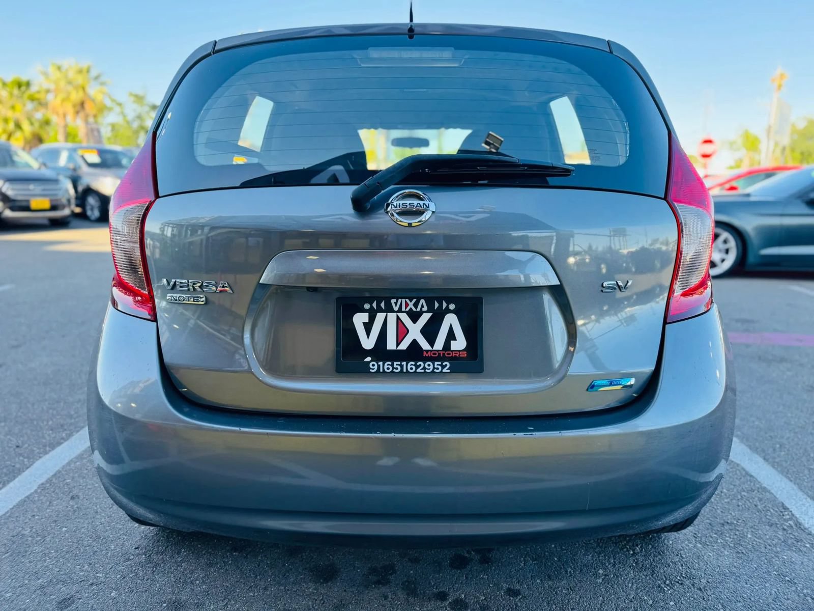 Used 2016 Nissan Versa Note SV FWD image 6