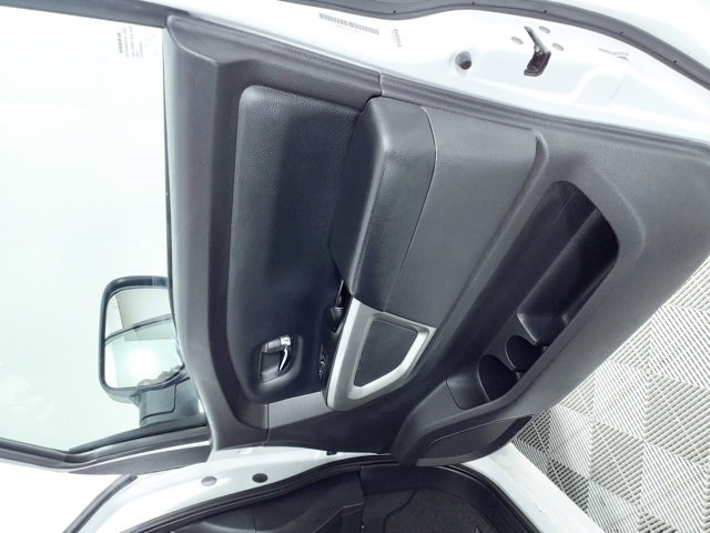 Used 2023 Nissan Titan SV image 30