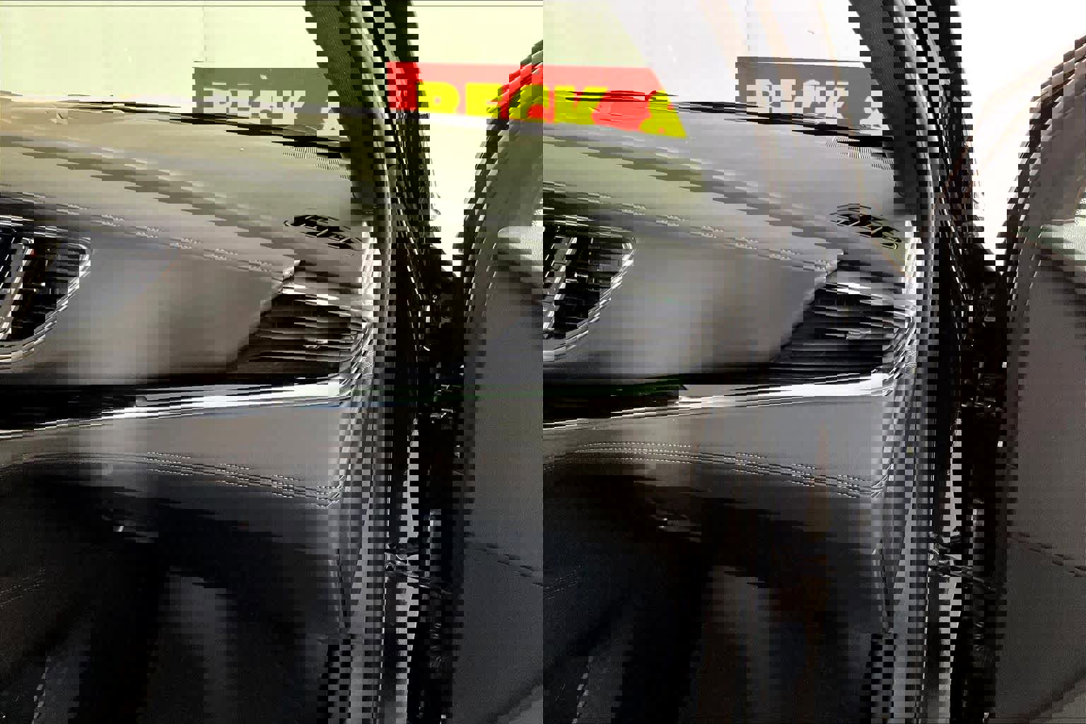 Certified 2023 Buick Enclave Avenir w/ Avenir Technology Package image 15