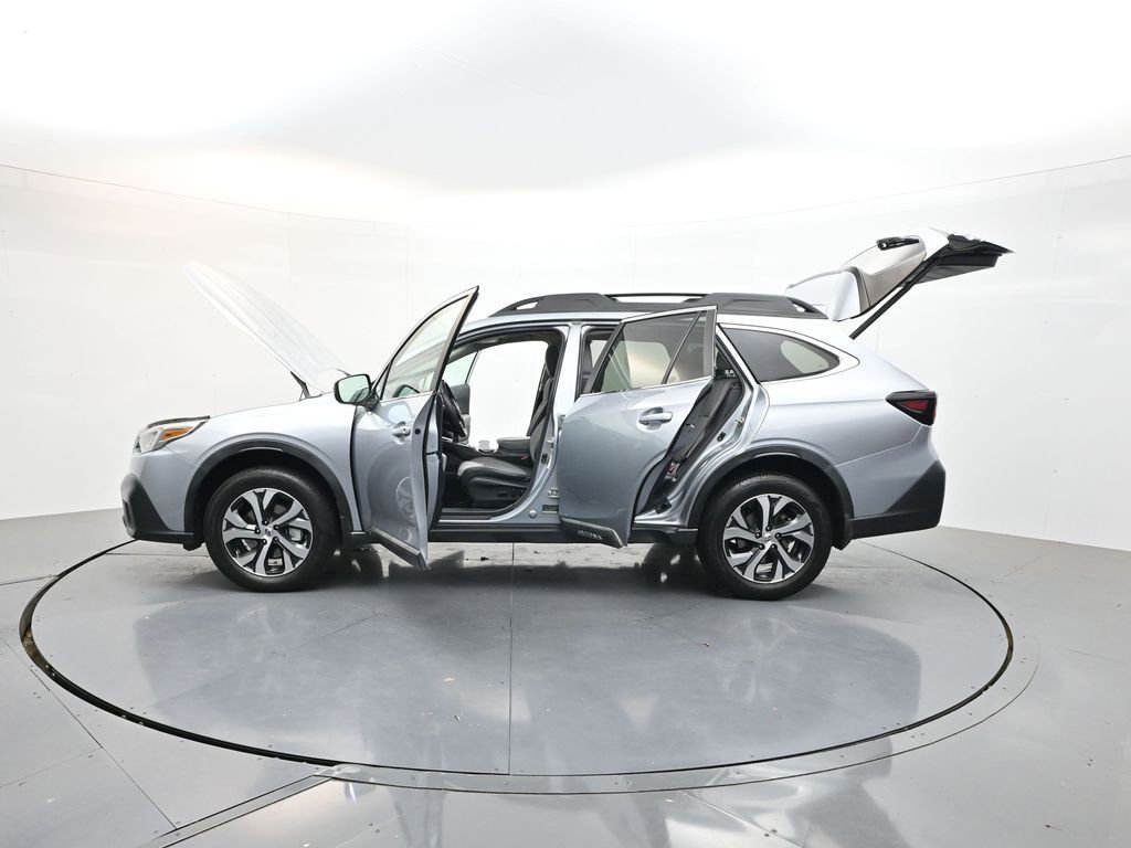 Used 2020 Subaru Outback Limited w/ Popular Package #2 AWD/4WD image 43
