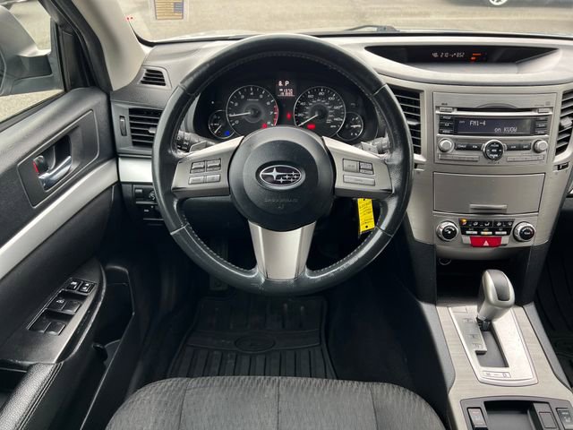 Used 2011 Subaru Outback 2.5i Premium image 15