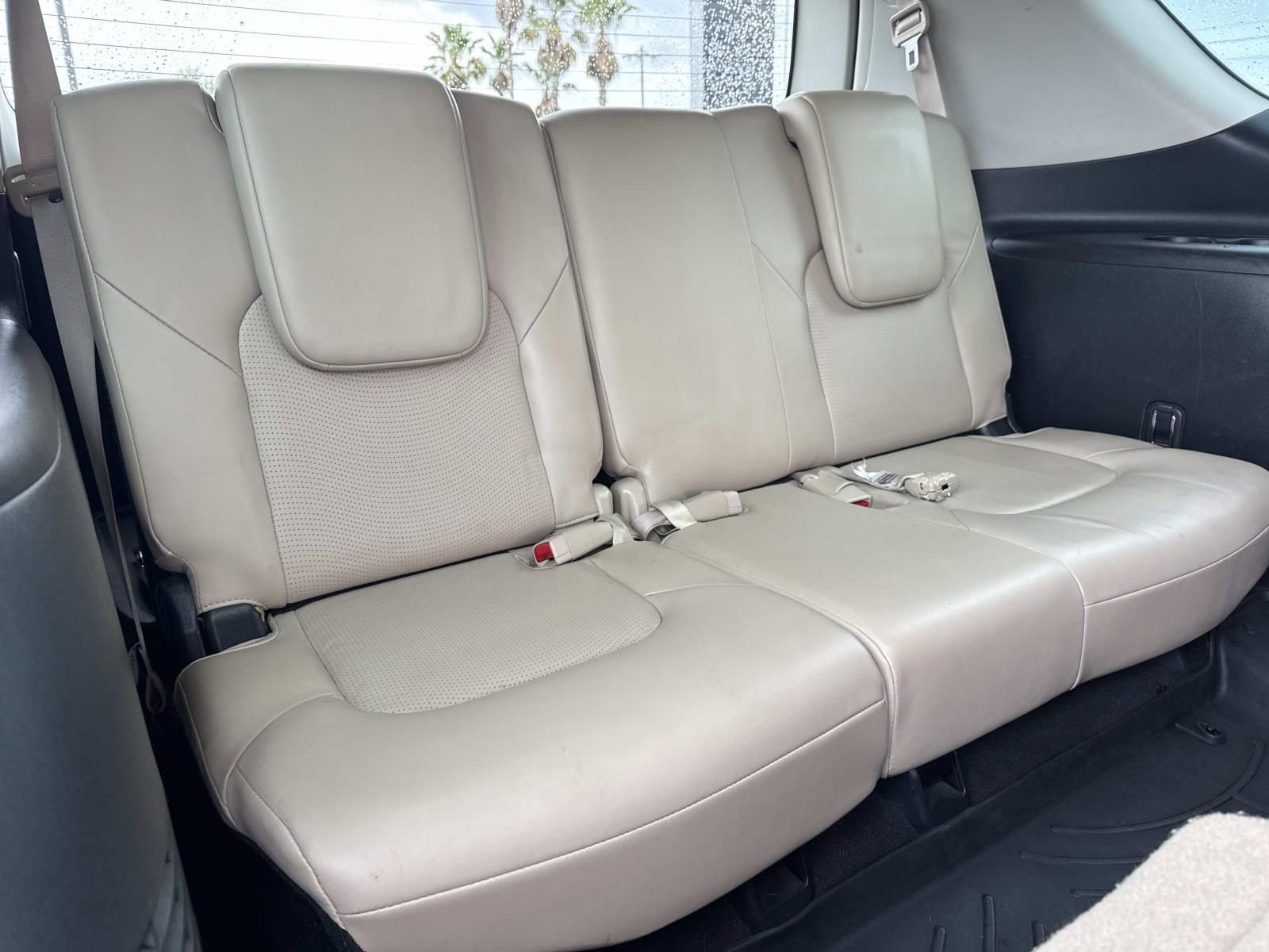 Used 2017 Nissan Armada Platinum w/ Captain Seat Package RWD image 9