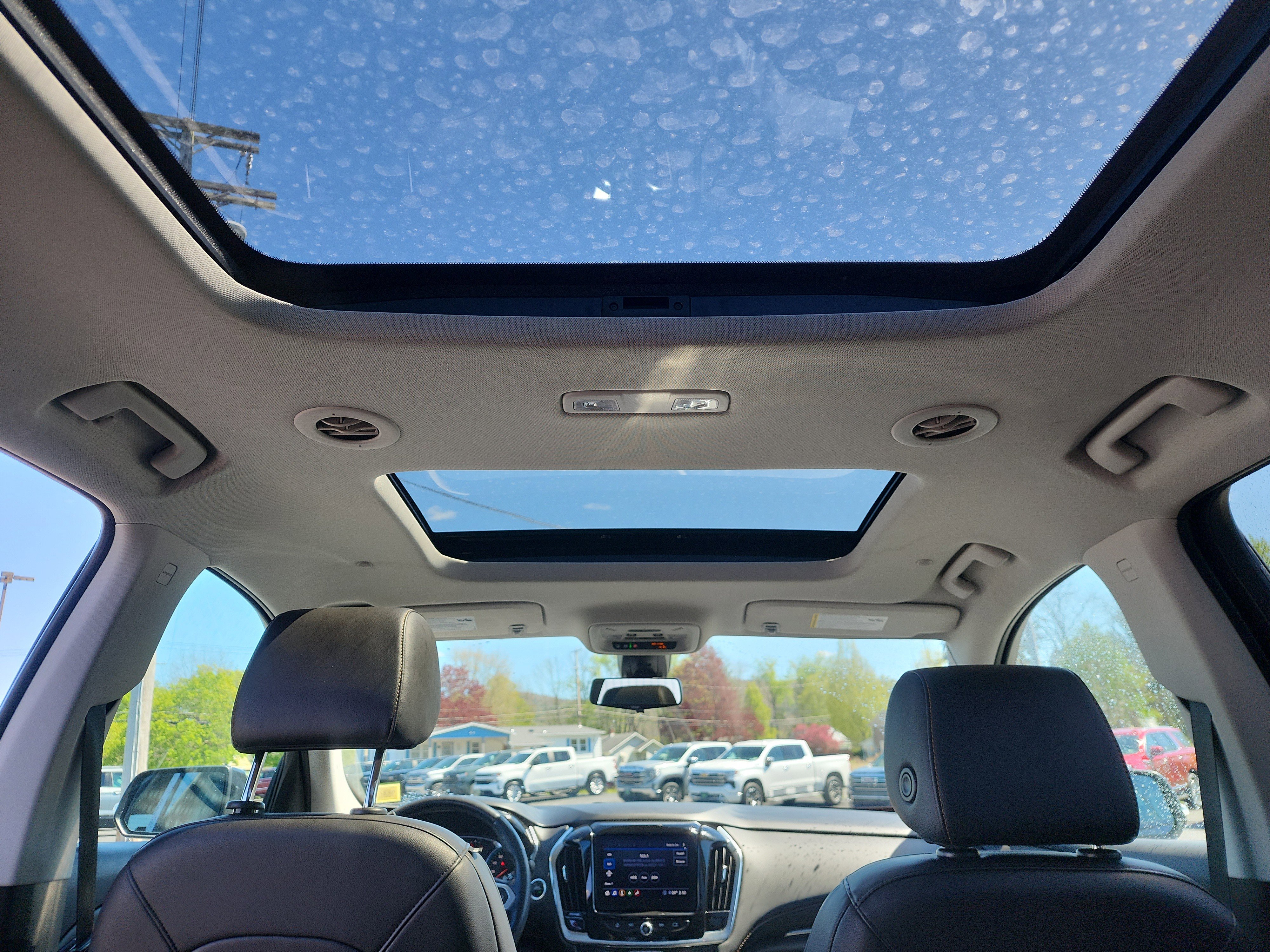 Certified 2021 Chevrolet Traverse RS w/ LPO, Floor Liner Package AWD/4WD image 32