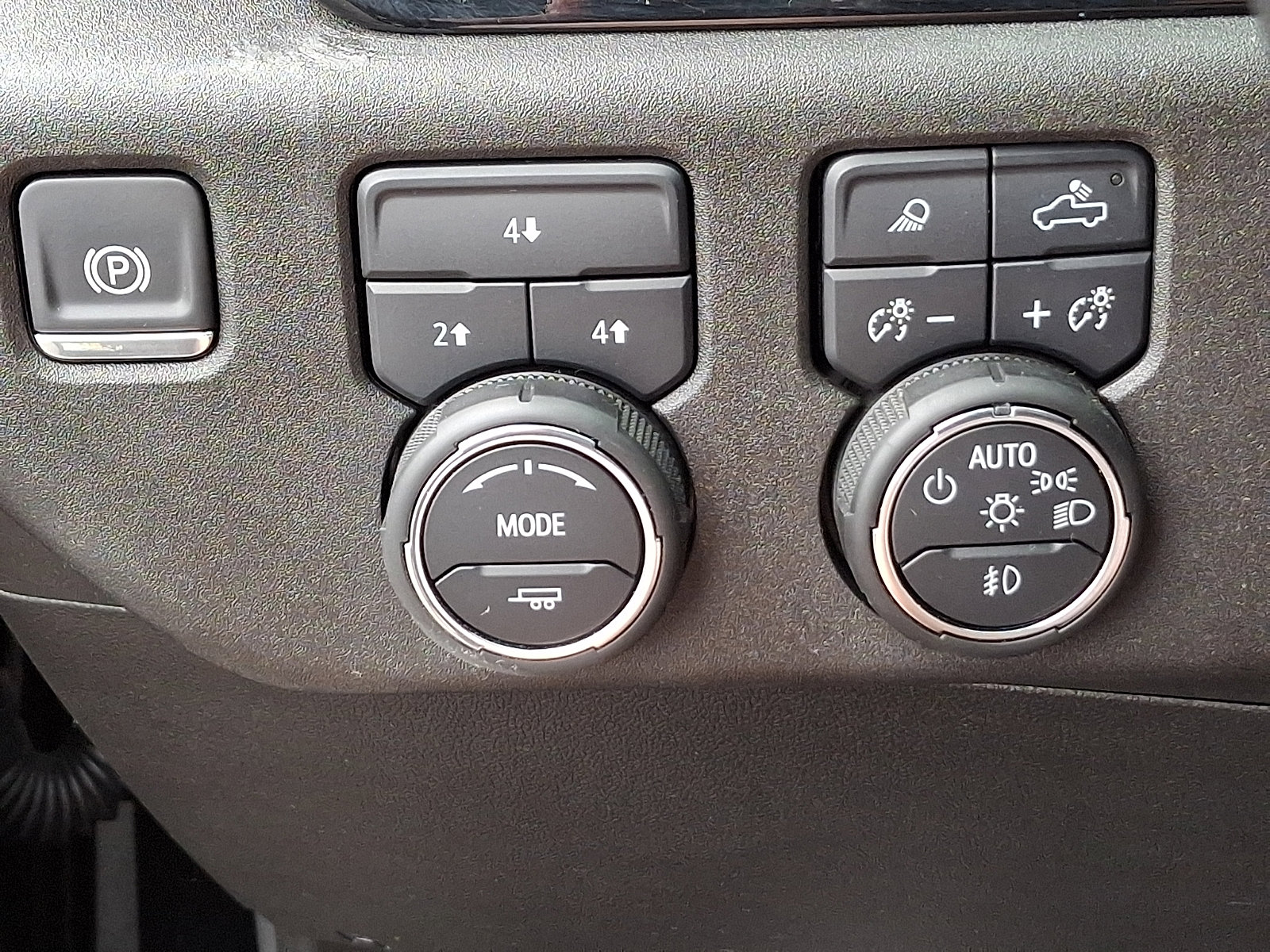 Certified 2025 Chevrolet Silverado 2500 LT w/ All Star Edition AWD/4WD image 24