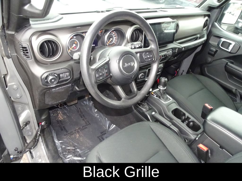Used 2021 Jeep Wrangler Unlimited Sport image 18