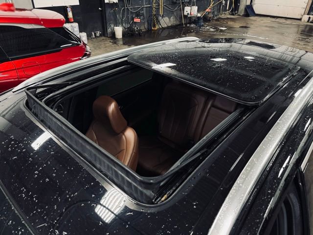 Used 2022 Lincoln Nautilus Reserve image 11