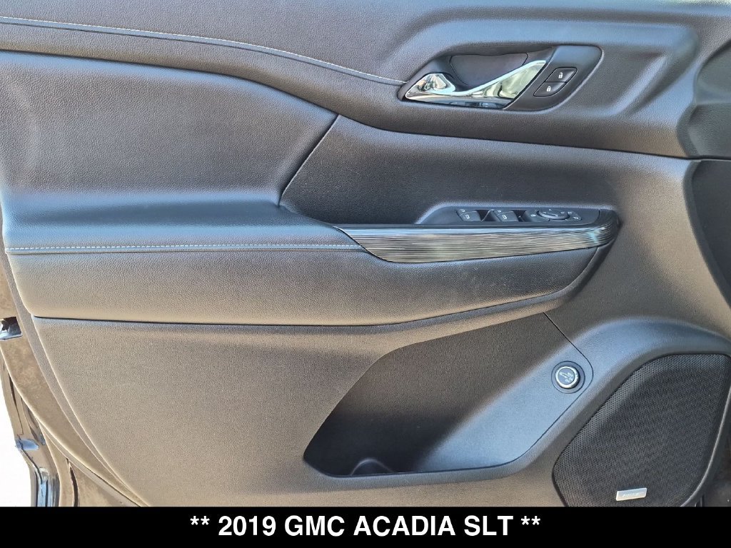 Used 2019 GMC Acadia SLT w/ Black Edition FWD image 25