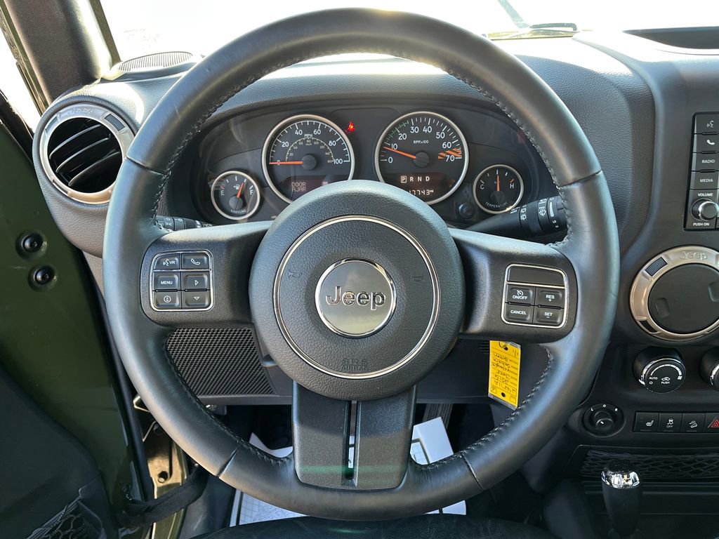 Used 2016 Jeep Wrangler Sahara image 18