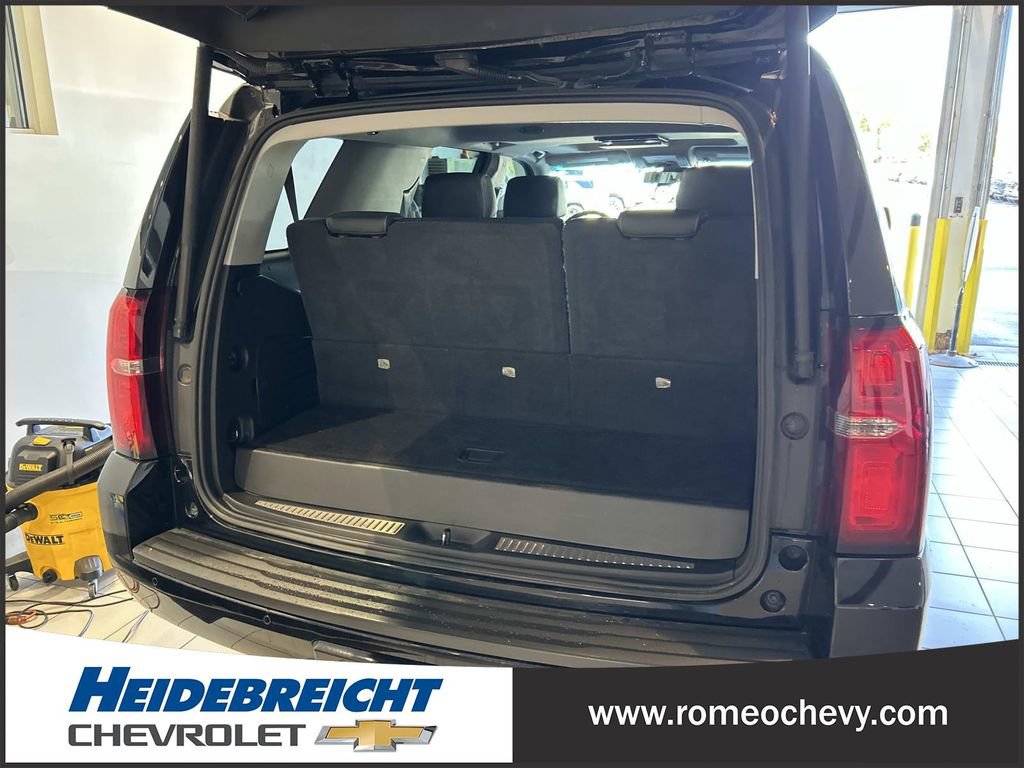 Used 2020 Chevrolet Tahoe Premier AWD/4WD image 16