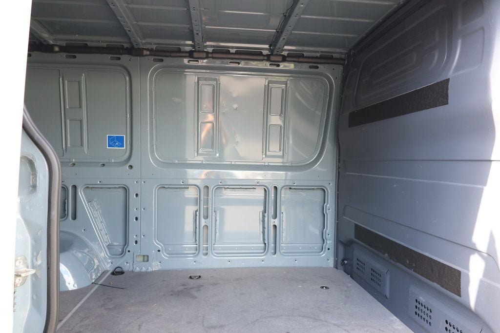 Used 2024 Mercedes-Benz Sprinter 3500 image 25