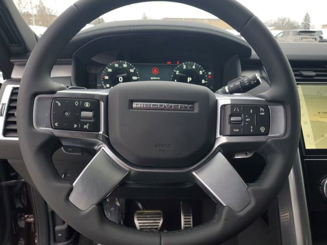 New 2026 Land Rover Discovery Limited Edition AWD/4WD image 24
