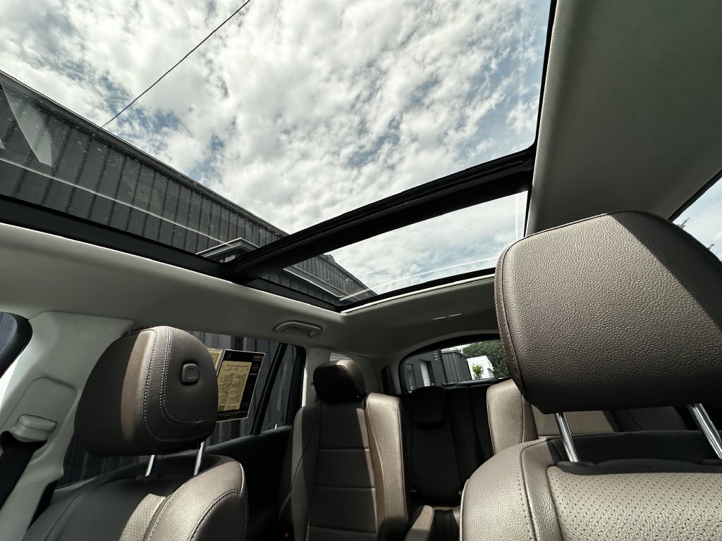 Certified 2023 Mercedes-Benz GLS 450 4MATIC image 35