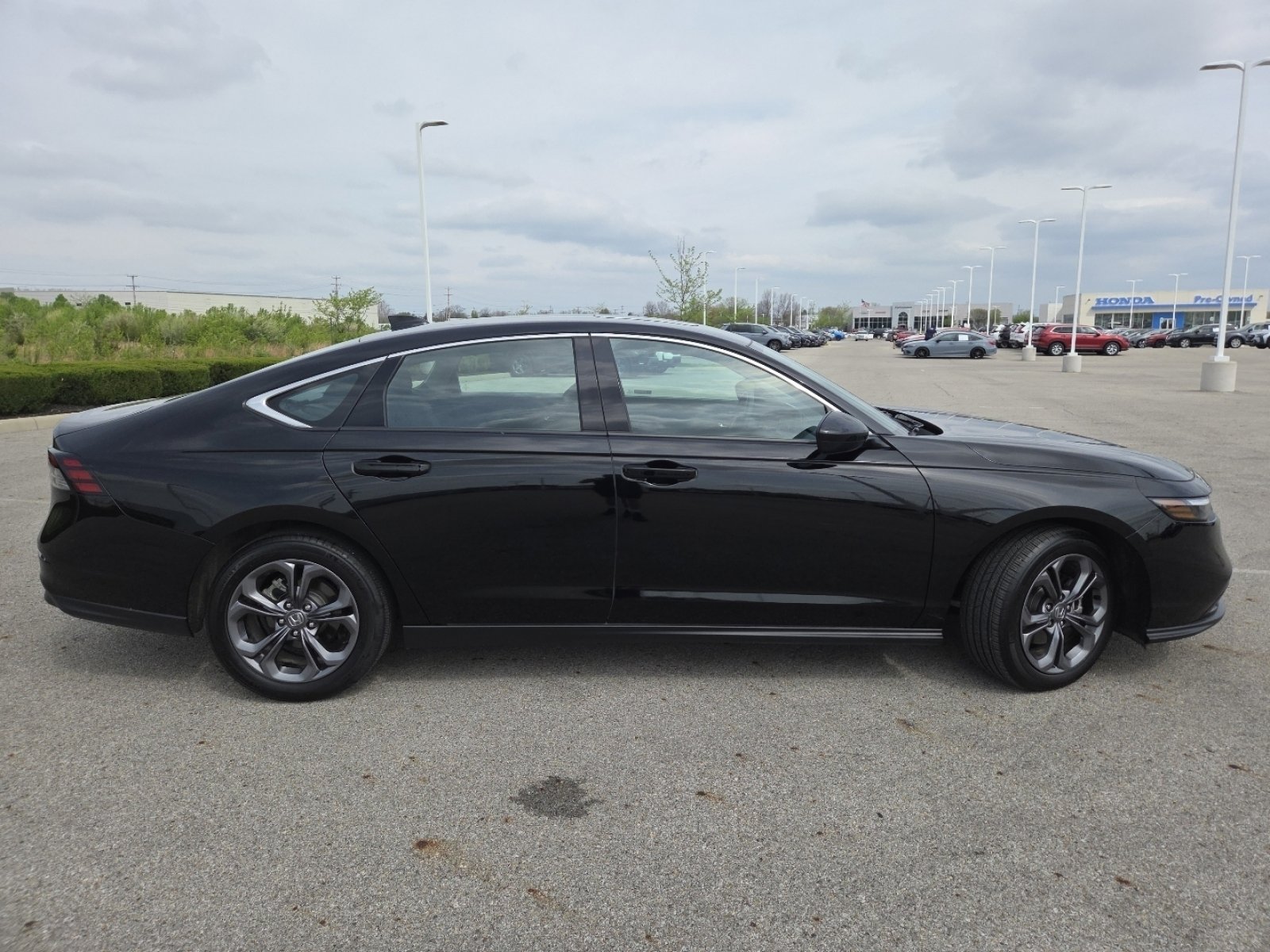 Used 2023 Honda Accord EX image 19