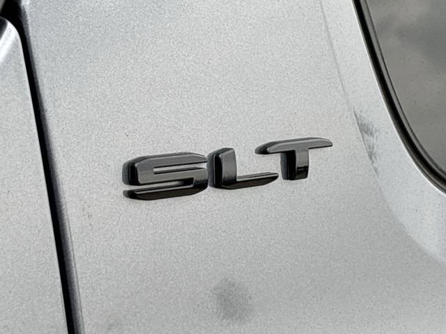 Used 2021 GMC Acadia SLT w/ Elevation Edition FWD image 11
