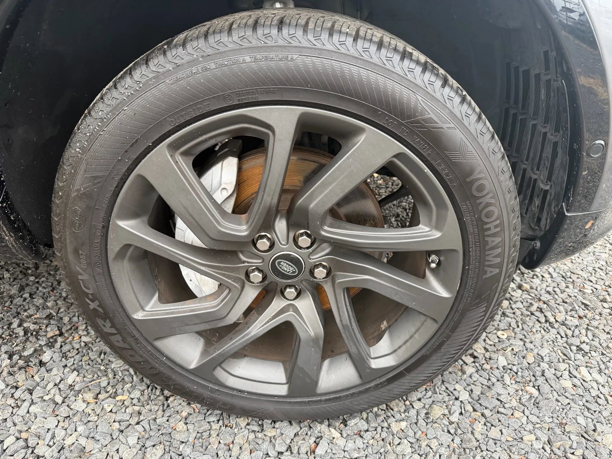Used 2019 Land Rover Discovery HSE Luxury AWD/4WD image 9