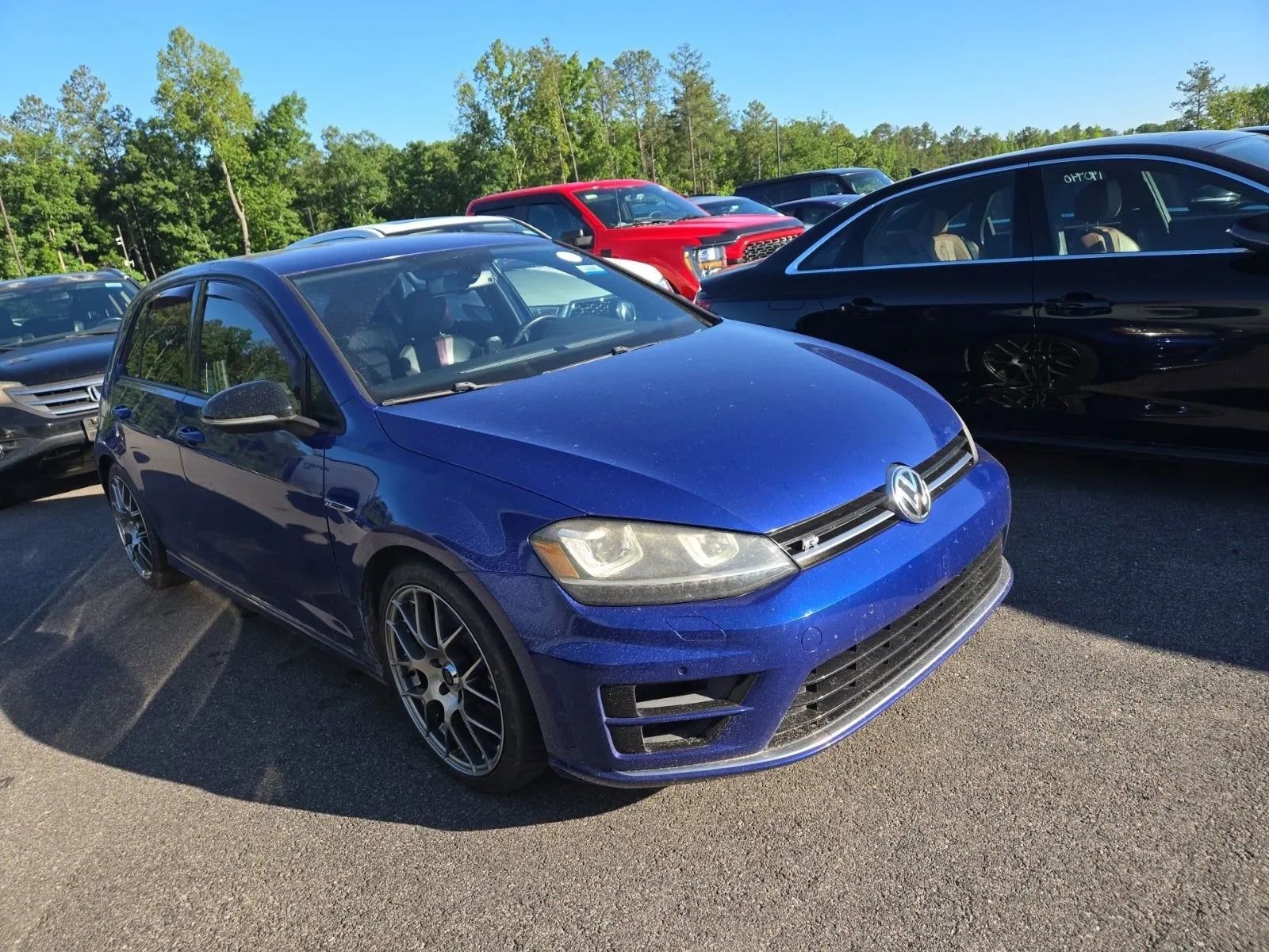 Used 2015 Volkswagen Golf R 4-Door AWD/4WD image 2