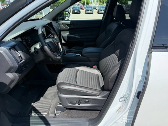 Certified 2026 Nissan Pathfinder Rock Creek AWD/4WD image 12