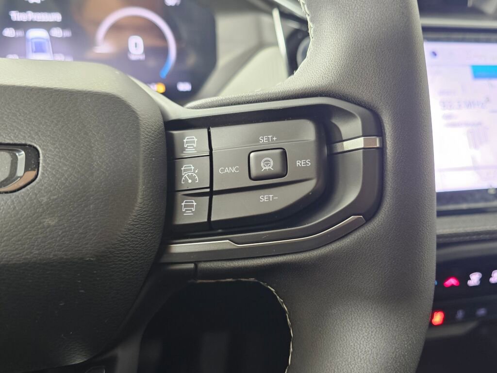 New 2026 Jeep Cherokee Laredo image 25
