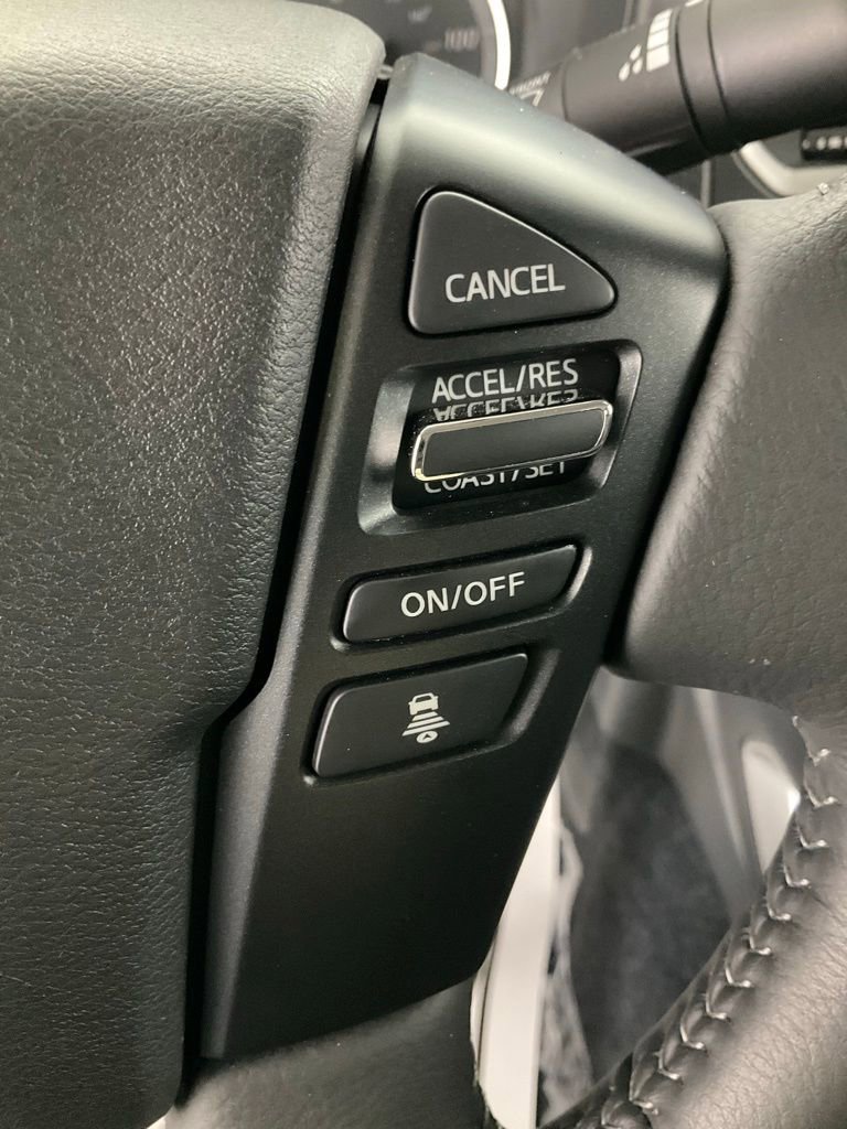 Used 2024 Nissan Frontier SV w/ Technology Package image 18