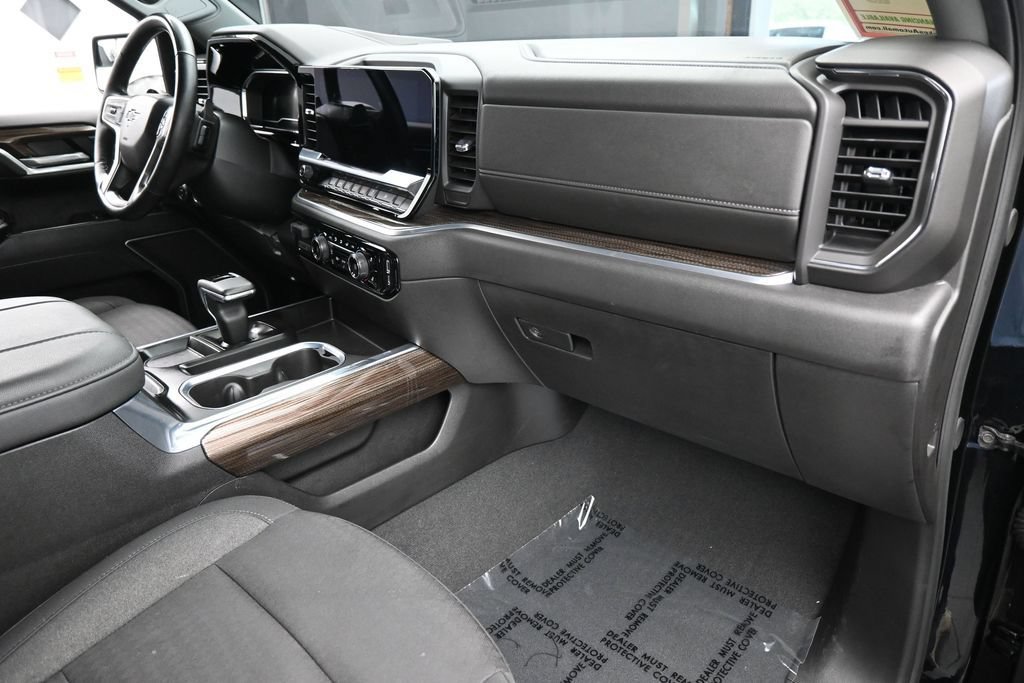 Used 2024 Chevrolet Silverado 1500 RST RWD image 49