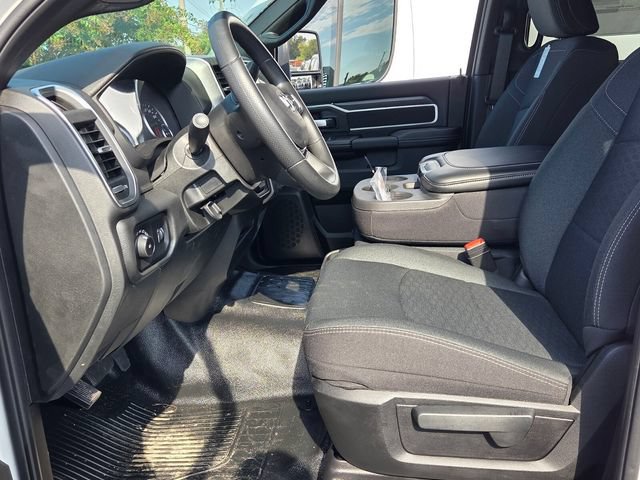 New 2026 RAM 3500 Big Horn AWD/4WD image 5