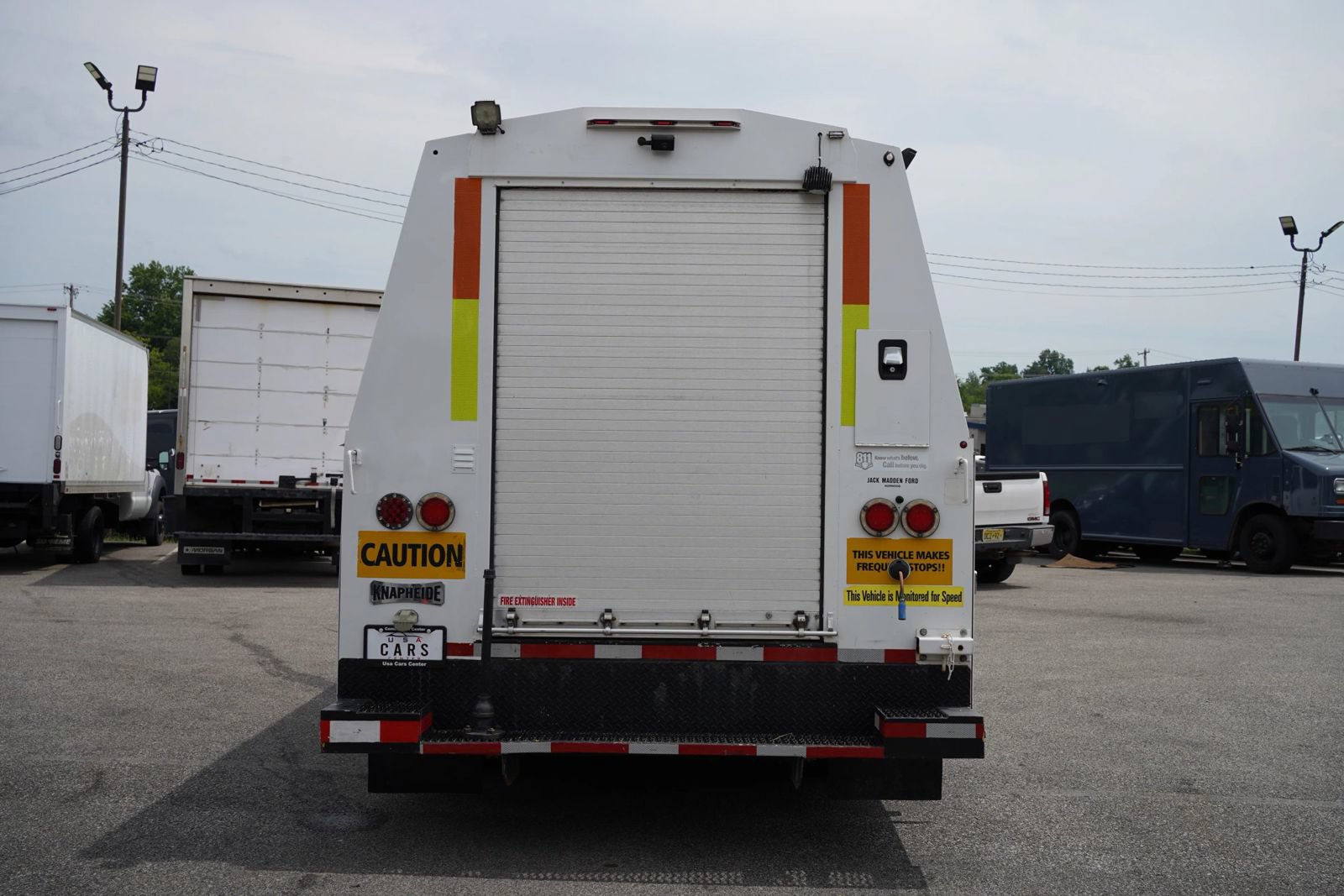 Used 2018 Ford E-450 and Econoline 450 Super Duty RWD image 5