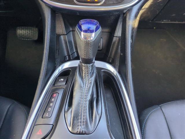 Used 2017 Chevrolet Volt Premier w/ Driver Confidence II Package FWD image 12