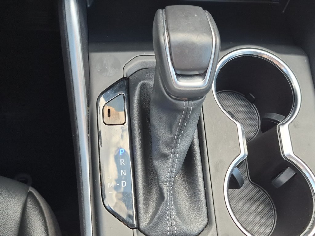 Used 2024 Toyota Highlander XLE AWD/4WD image 22