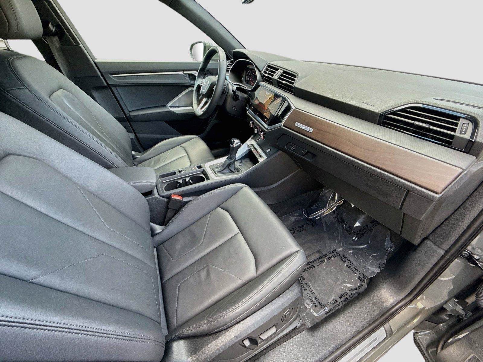 Certified 2024 Audi Q3 2.0T Premium Plus w/ Premium Plus Package AWD/4WD image 27