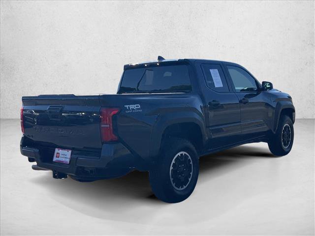 Certified 2025 Toyota Tacoma TRD Off-Road AWD/4WD image 5
